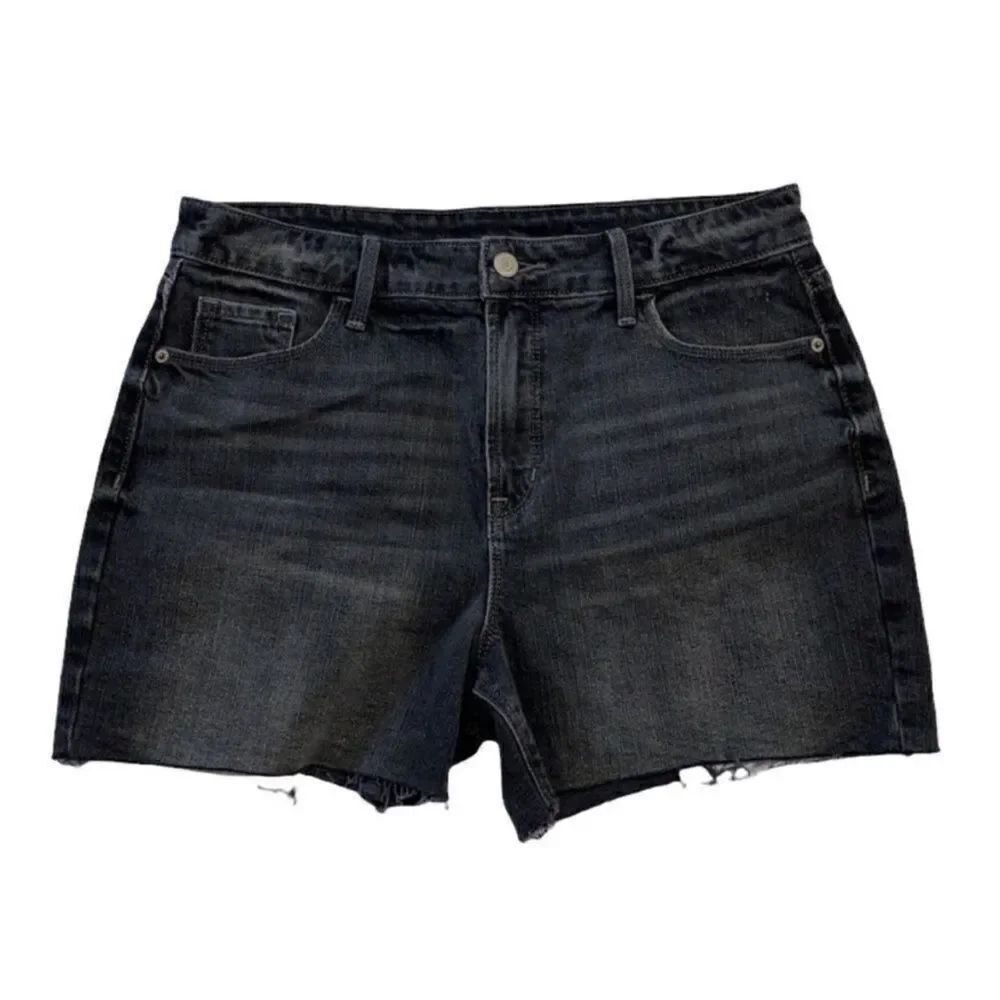 Old Navy Gray Denim Shorts.(Size 10)
